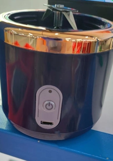 Licuadora Portátil Mini 6 Cuchillas con Carga USB – Smoothies y Jugos al Instante